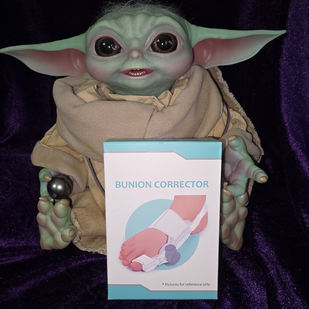 Pair of Left-Side Bunion Correctors - New in box